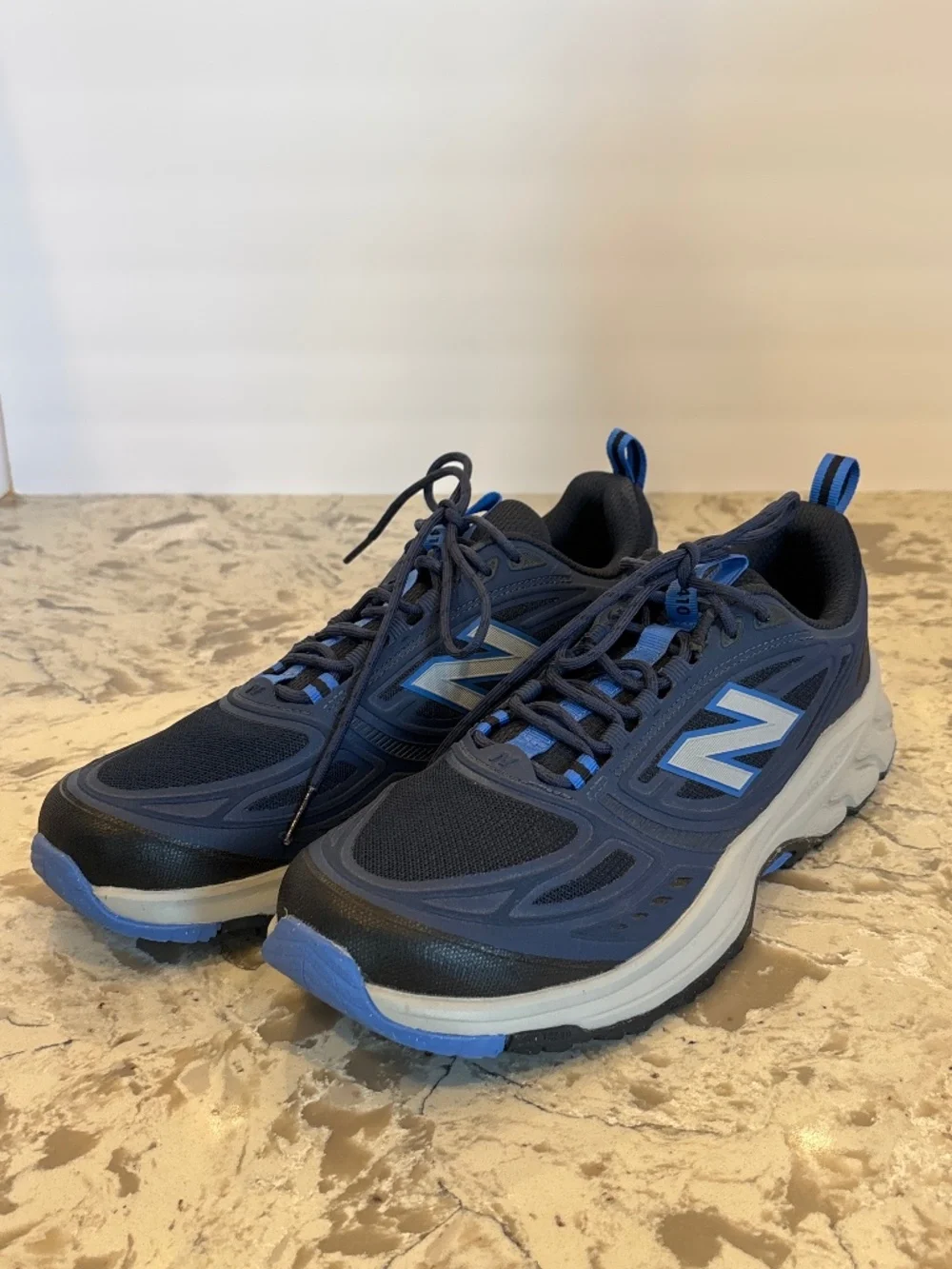 Men’s New Balance 410V9 Trail Running Shoes Sneakers Blue Sz 10.5